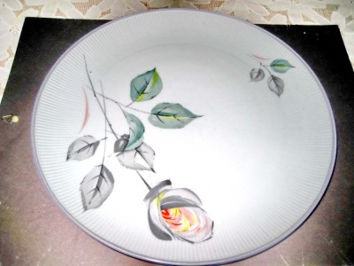 66aa-Platou Bavaria portelan floral si bordura. Diam. 29 cm, in stare buna. foto