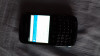 BlackBerry 9300, Negru