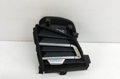 Gura de ventilație planșa de bord AUDI Q4 Sportback F4N 2022 OEM: 89B820901A,89B820901 23882509 foto