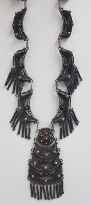 Splendid colier vechi manufacturat din argint - model unicat oriental - inceput sec.xx foto