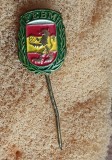 QW9 N7 66 - insigna - heraldica - FEBM - grifon