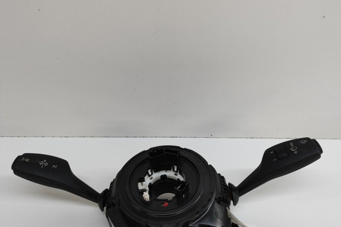Maneta semnalizare ștergătoare BMW 4 Coupe F32, F82 2015 OEM: 9351140 30437662