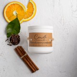 Lumanare parfumata handmade din ceara naturala de soia 100%, aroma Portocala, cuisoare si scortisoasa, Recipient ceramic, 150 g