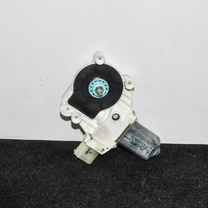 Motor macara geam ușă st&acirc;nga față BMW 5 Touring F11 2011 OEM: 72481717271563 2472344