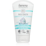 Lavera Basis Sensitiv gel de curățare bl&acirc;nd pentru piele normală și mixtă 125 ml
