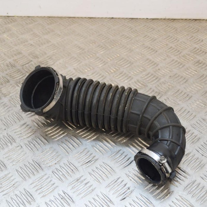 Furtun AUDI A4 8K2, B8 2010 OEM: 03G129629E | 3390811