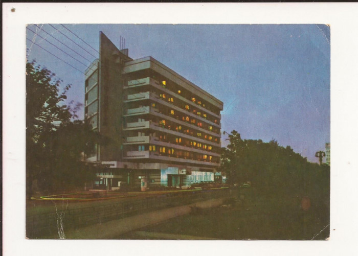 CA6 Carte Postala - Targoviste , Hotel Dambovita, circulata 1978