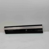 Bandou inferior ușă st&acirc;nga față LAND ROVER RANGE ROVER VELAR L560 2018 OEM: J8A2-21065-BBW,J8A2-21065-B