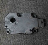 Motoras clapetă aeroterma AUDI A8 D4 4H_ 2010 OEM: CZ113930-0854 2108209