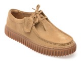 Cumpara ieftin Mocasini CLARKS maro, TORHILL LO, din piele intoarsa