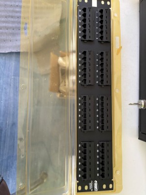 PAtch panel 48 porturi foto