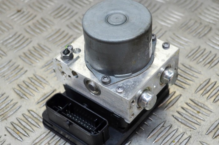 Pompa ABS SKODA RAPID NH3 2014 OEM: Hatchback | 13583312