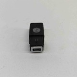 USB CITRO&Euml;N C4 X BD_, BE_, BF_ 2024 OEM: 98313506DX,9831377180 | 27530996