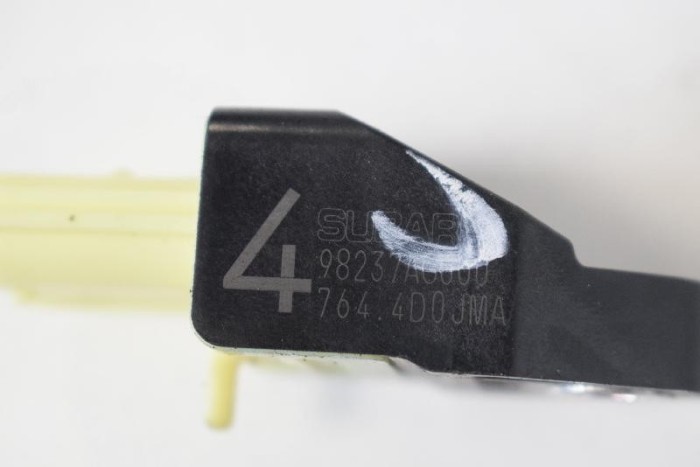 Senzor de impact lateral st&acirc;nga SUBARU FORESTER SH_ 2009 OEM: 98237AG000,764.4D0JMA 4096487