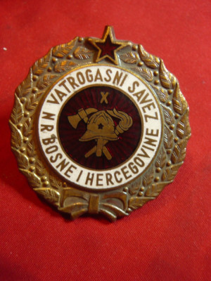 Insigna- Medalie - Pompieri Bosnia Hertegovina , d=4cm ,metal si email foto