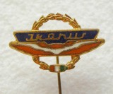 v593 INSIGNA AUTOBUZE IKARUS 26mm STARE EXCELENTA