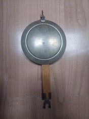 Pendula veche pentru ceas vechi de perete,stare Foto,pendula argintie cu brat lemn si tija de prindere metalica