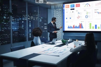 Videoproiector Optoma ZH520, FHD 1920* 1080, 5.500 lumeni, 3.000.000:1, 16:9/ foto