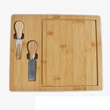 Cumpara ieftin Set tocator branzeturi 29x29xx1.5 cm, cutit si furca