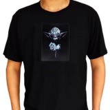 Cumpara ieftin Tricou luminos cu egalizator Yoda, reactioneaza la sunet, negru, marime L