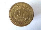 Cutie veche vintage de metal / tabla: WASHBURNES PATENT O. K. PAPER FASTENERS SYRACUSE NEW YORK
