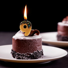 Lumânare de tort în formă de număr - 9