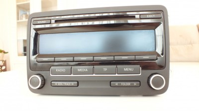 RadioCD Auto Bosch VW 1K0035186AN, radiocasetofon auto Panasonic4x45W. foto