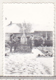 Bnk foto Manastirea Varatec - mormantul Veronica Micle, Alb-Negru, Cladiri, Romania de la 1950