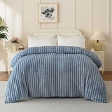 Patura Cocolino Pufoasa si Calduroasa, Model Dungi in relief, 200x230 cm, Albastru deschis