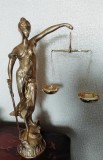 Superbă sculptura din bronz masiv Dore reprezent&acirc;nd Justiția