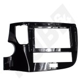 Cumpara ieftin Rama adaptoare Mitsubishi Outlander (2020+) pentru Navigatii multimedia Android de 10.1 Inch - HUB64