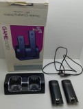 Stand dual incarcare controller Wii Remote + Acumulatori - Negru
