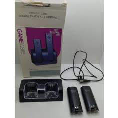 Stand dual incarcare controller Wii Remote + Acumulatori - Negru