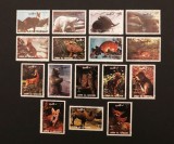 Set 16 Timbre Umm al-Qiwain 1972 Faună Sălbatică Urs Polar Urs Brun Vulpe Cerb Camilă Neștampilate - A992