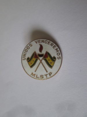 Insigna Sao Tome e Principe anii 70:Miscarea de Eliberare Nationala 1960-1978 foto