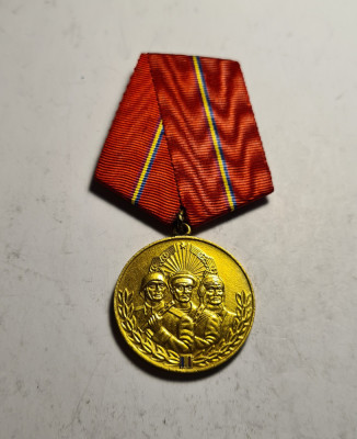 Medalia Virtutea Ostaseasca Clasa 1 foto