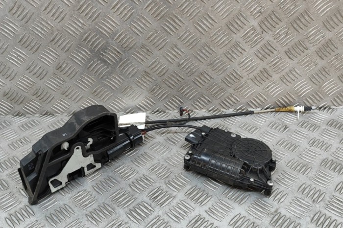 &Icirc;ncuietoare ușă st&acirc;nga spate BMW 7 F01, F02 2011 OEM: 7185687 | 28426269