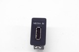 Port USB/AUX-In VW GOLF VII 5G1, BQ1, BE1, BE2 2015 OEM: 5G0035222A,5Q0035736 14378487
