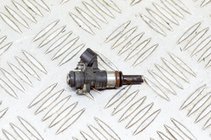 Injector de combustibil AUDI A3 Limousine 8VS, 8VM 2015 OEM: 06L906031A,0280158266 12447460