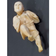 Figurina din fildes, Japonia, Secol XX