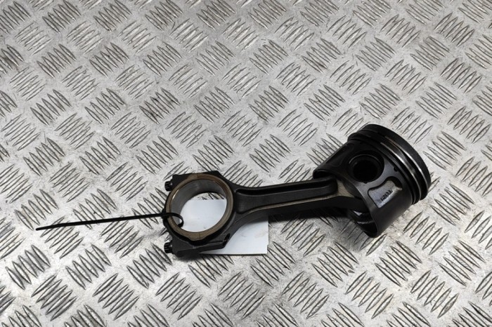 Piston FORD TRANSIT Furgon 2015 28454245