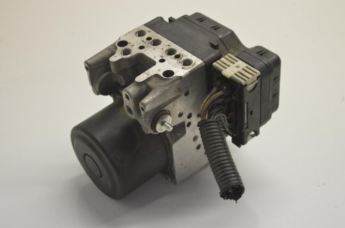 Pompa ABS LEXUS IS II GSE2_, ALE2_, USE2_ 2007 OEM: Sedan | 1887493