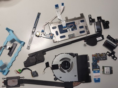 Piese Componente Hp Pavilion X360 Convertible 15 - cr0305ng : Touchpad Cooler foto