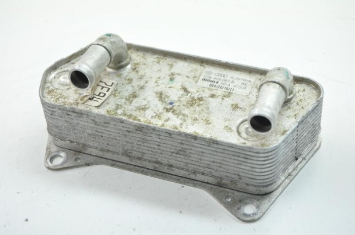 Răcitor de ulei VW BEETLE 5C1, 5C2 2012 OEM: 02E409061B 2378342