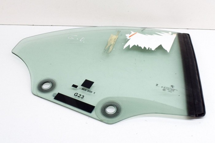 Geam lateral dreapta spate BMW 4 Convertible G23, G83 2022 OEM: Cabrio | 20406790