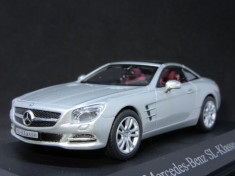 Macheta Mercedes SL Norev 1:43 foto