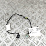 USB Tesla Model X 2016 OEM 1047537-00-C Piesa Auto Originala