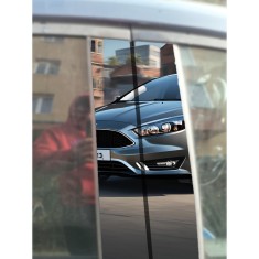 Sticker Auto Ford pentru Stalpi Usi , Design Clasic, Model 2