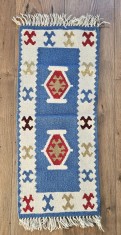 PERETAR-COVORAS VINTAGE, TESUT MANUAL DIN LANA CU FRANJURI DIN LANA