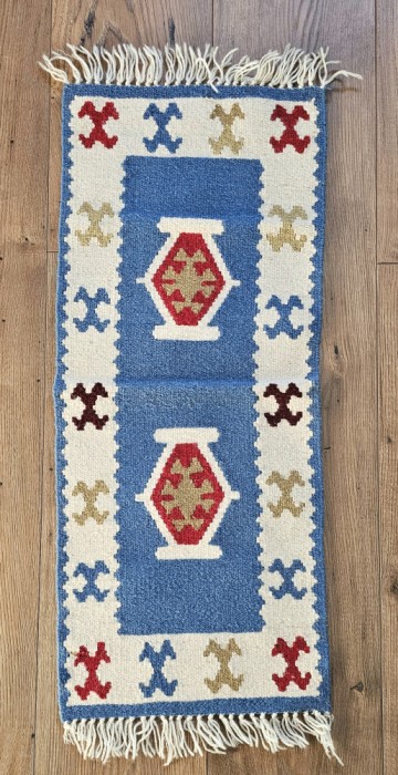 PERETAR-COVORAS VINTAGE, TESUT MANUAL DIN LANA CU FRANJURI DIN LANA